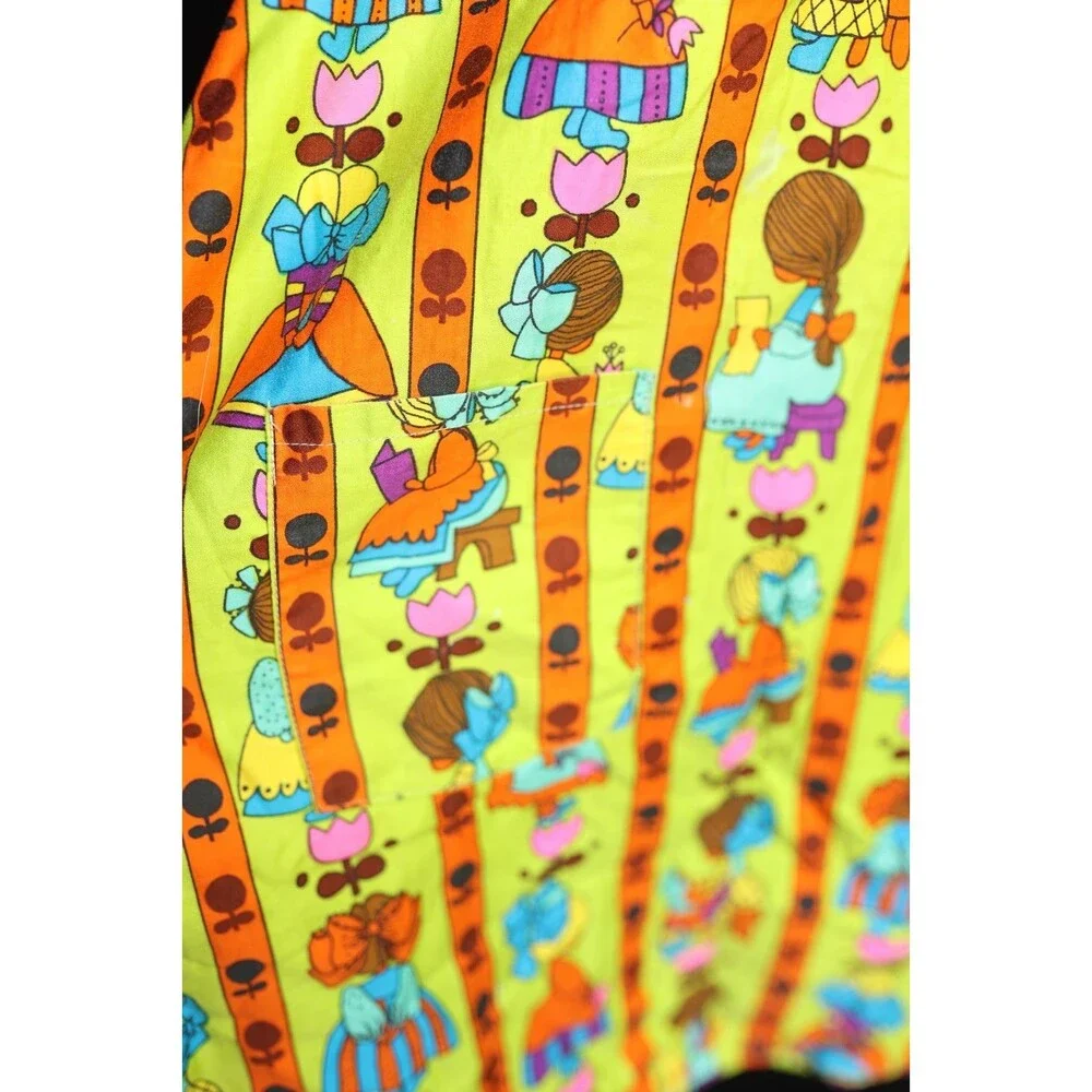 Vintage MCM 70s Design House Smock Apron Tie Artsy Painter Little Girl Print